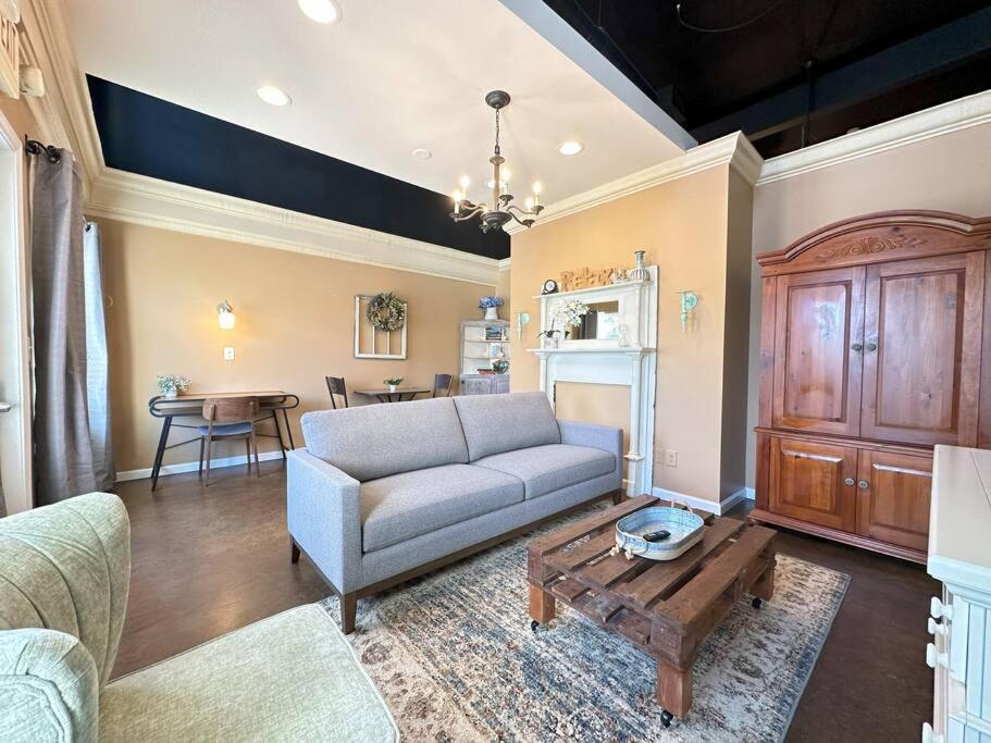 Haven At Hazel~Downtown Loft Apartment Demorest ภายนอก รูปภาพ